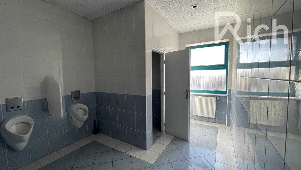 Kancelárske priestory na samostatnom 1.posch. polyfunkčnej budovy.