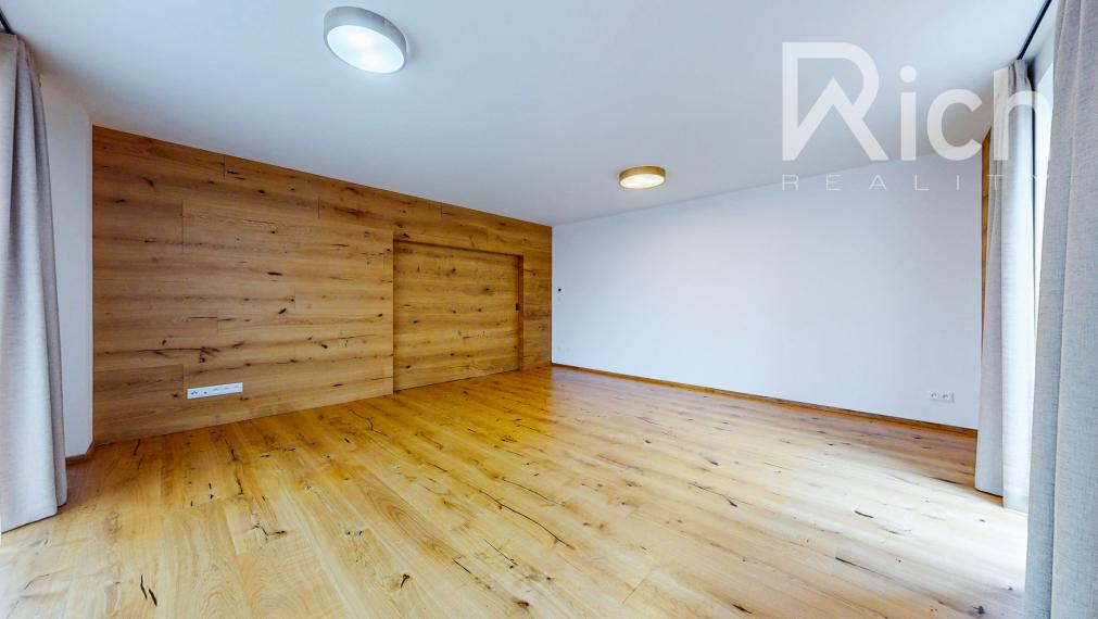 VÝNIMOČNÝ 196 m2 APARTMÁN SNOV V PARKU SNOW DONOVALY