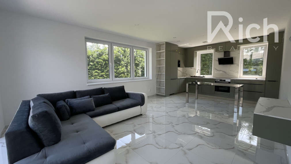 Predaj novostavby 7-izb. rodinného domu - dvojgeneračného vo Zvončíne