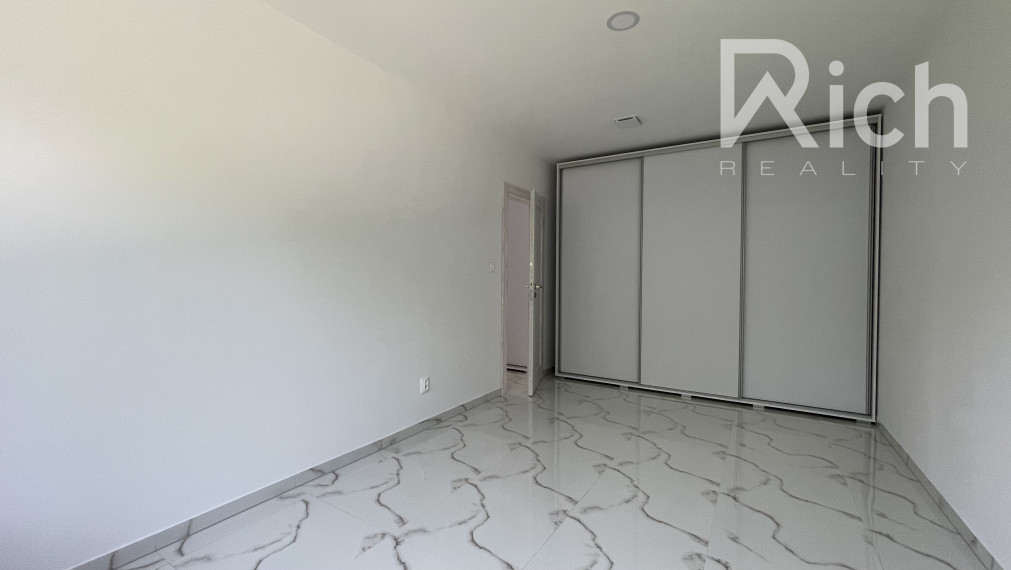 Predaj novostavby 7-izb. rodinného domu - dvojgeneračného vo Zvončíne