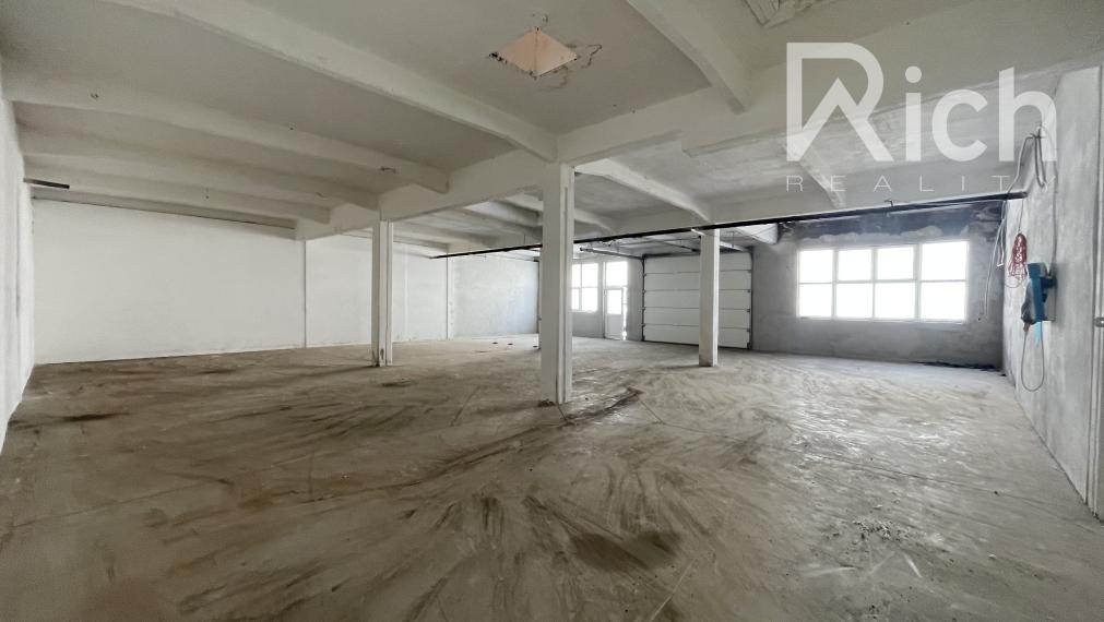 Objekt na skladovanie, alebo malú výrobu v Trnave.