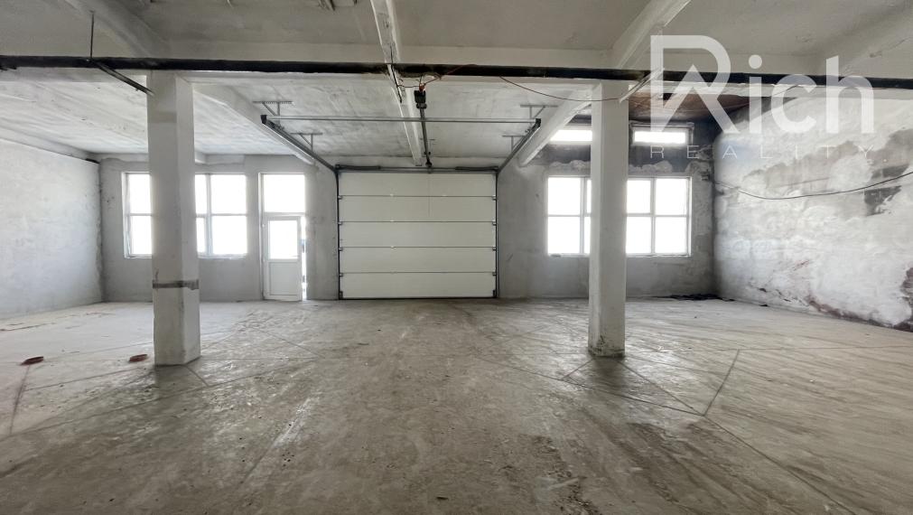 Objekt na skladovanie, alebo malú výrobu v Trnave.