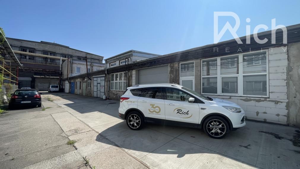 Objekt na skladovanie, alebo malú výrobu v Trnave.