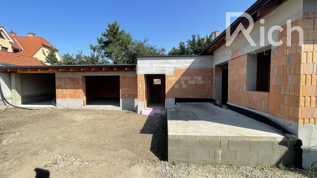 Rozostavaný RD v blízkom centre Trnavy.