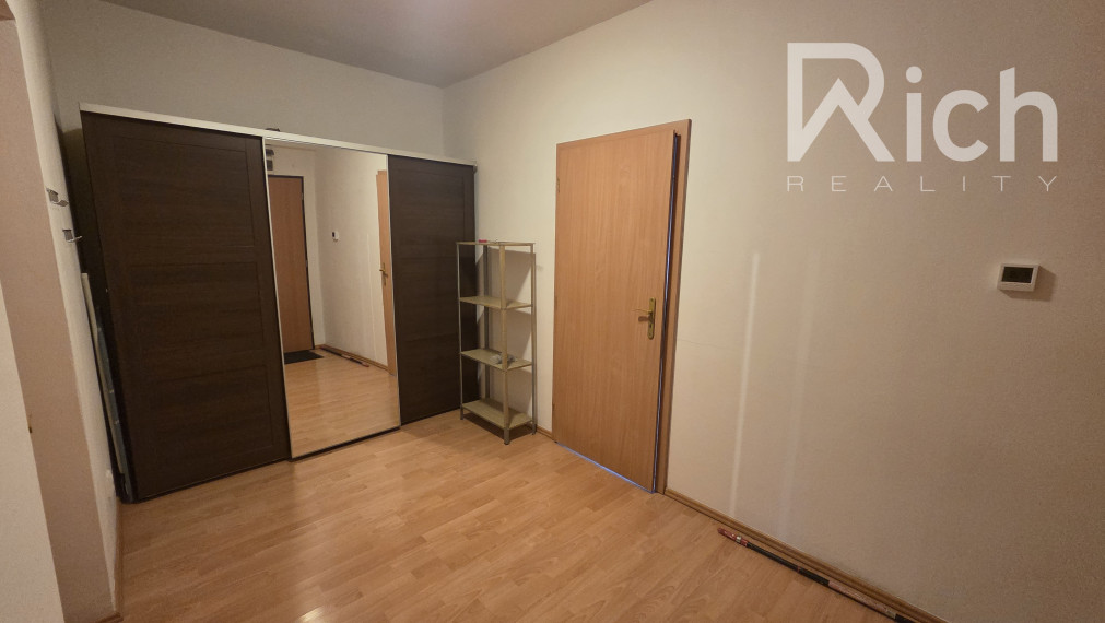 Na prenájom, 2 izbový byt s balkónom na Družbe