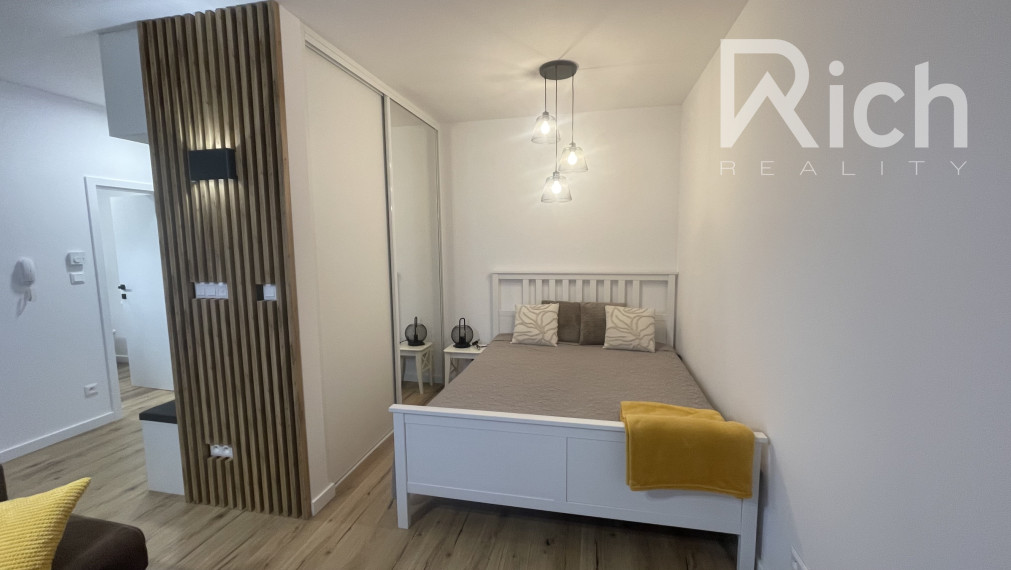 Veľký 36 m2 a zariadený 1 izb.byt s balkónom v novostavbe