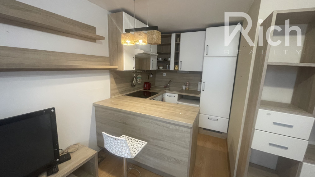 Na prenájom pekný 1,5 izbový byt na Prednádraží