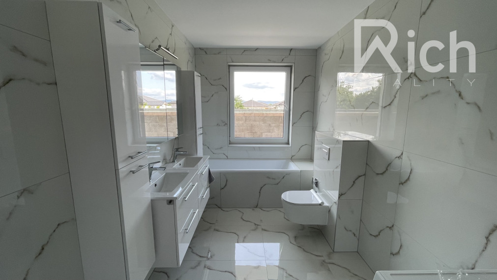 Prenájom novostavby 3 izb.bytu v novostavbe RD vo Zvončíne