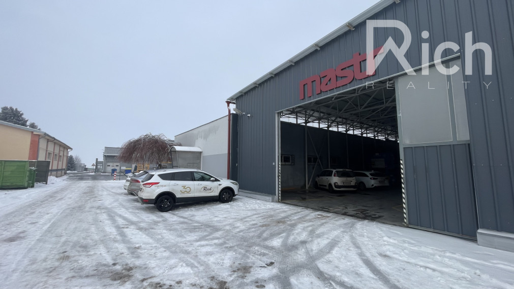 Výrobno - skladová hala s kanceláriami pri severnom obchvate mesta Trnava