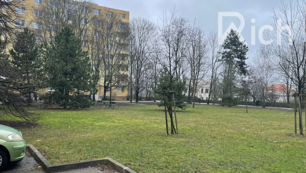 EXKLUZÍVNE | Moderný 3-izbový byt po kompletnej rekonštrukcii v žiadanej lokalite – ul. A. Kubinu, Trnava