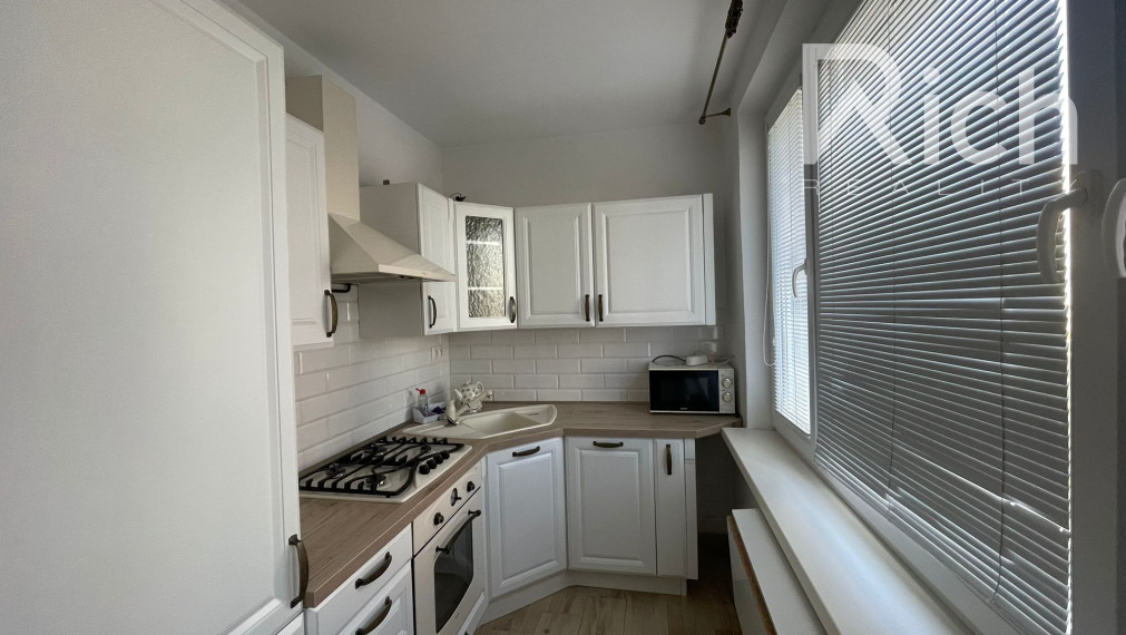 Na prenájom, 3 izbový byt po kompletnej rekonštrukcii s balkónom, Nerudova ulica