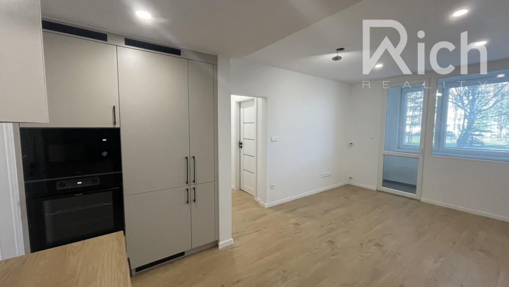 EXKLUZÍVNE: Šikovný 3-izbový byt po generálnej rekonštrukcii – Trnava, ul. A. Kubinu