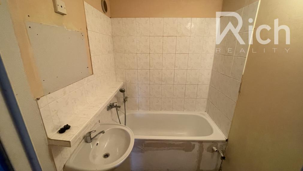 Ideálne a dostupné rodinné bývanie pri Trnave – 3 izbový byt v Špačinciach