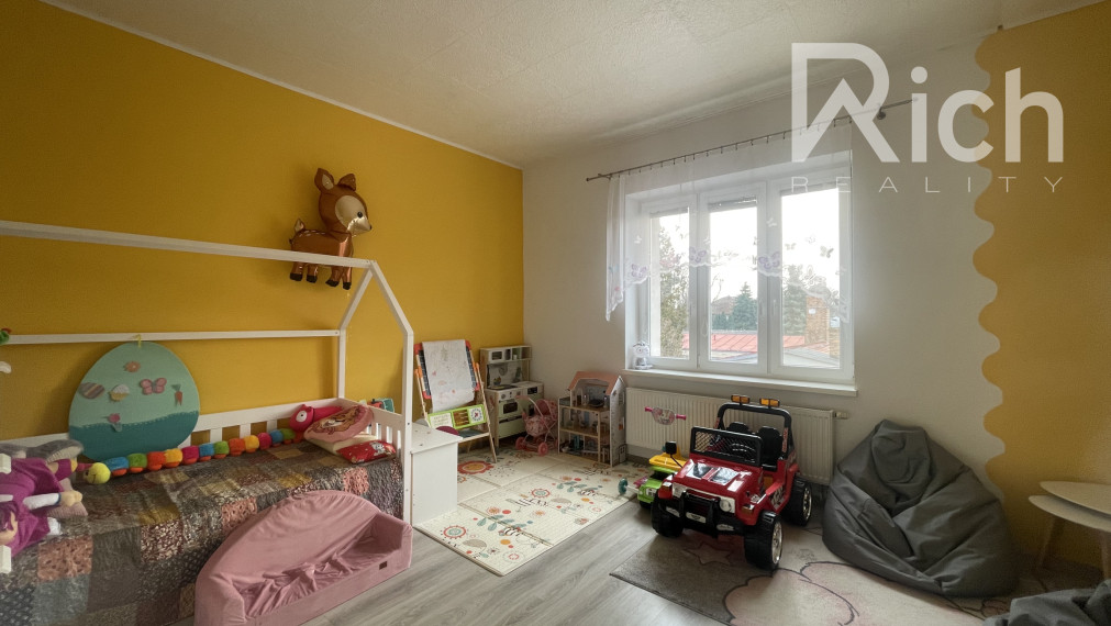 3 izb.byt so záhradkou, chatkou a vlastným parkovaním