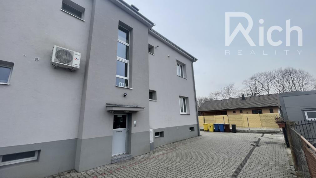 3 izb.byt so záhradkou, chatkou a vlastným parkovaním