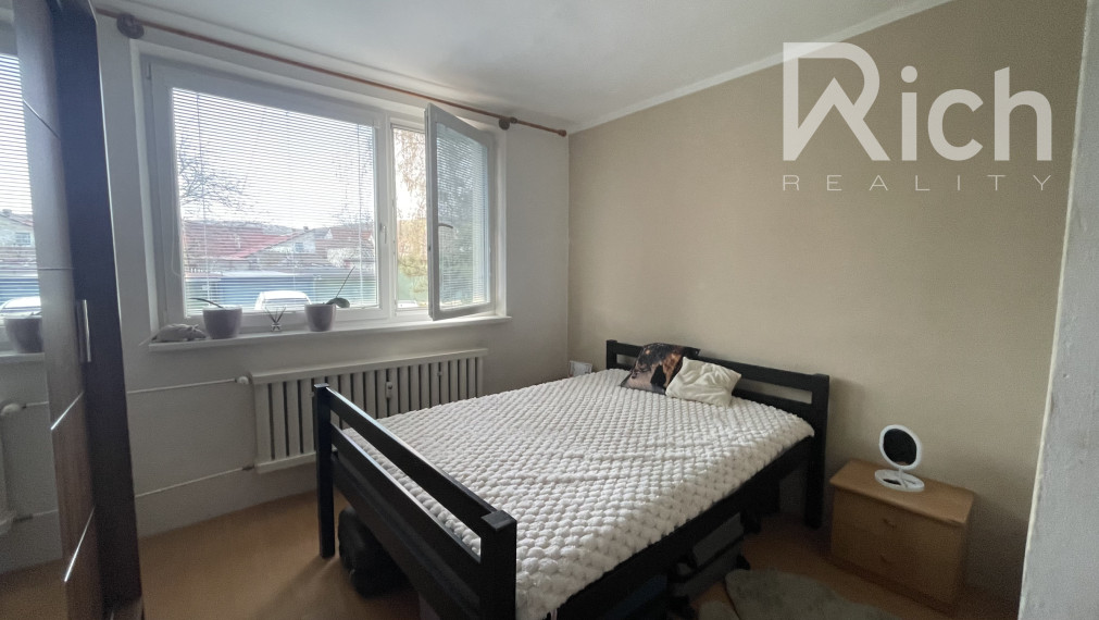 Výborne dispozične riešený 2-izbový byt s balkónom v Modre