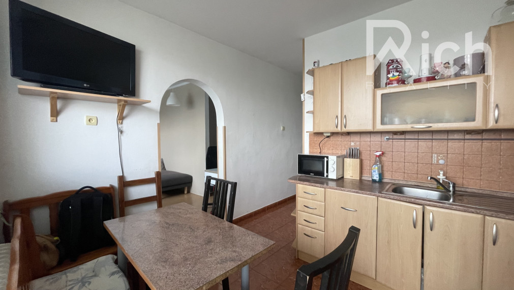 Výborne dispozične riešený 2-izbový byt s balkónom v Modre