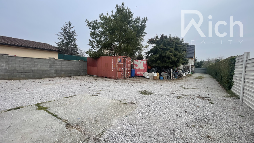Prenájom oploteného pozemku 145 m2 v blízkosti Trnavy