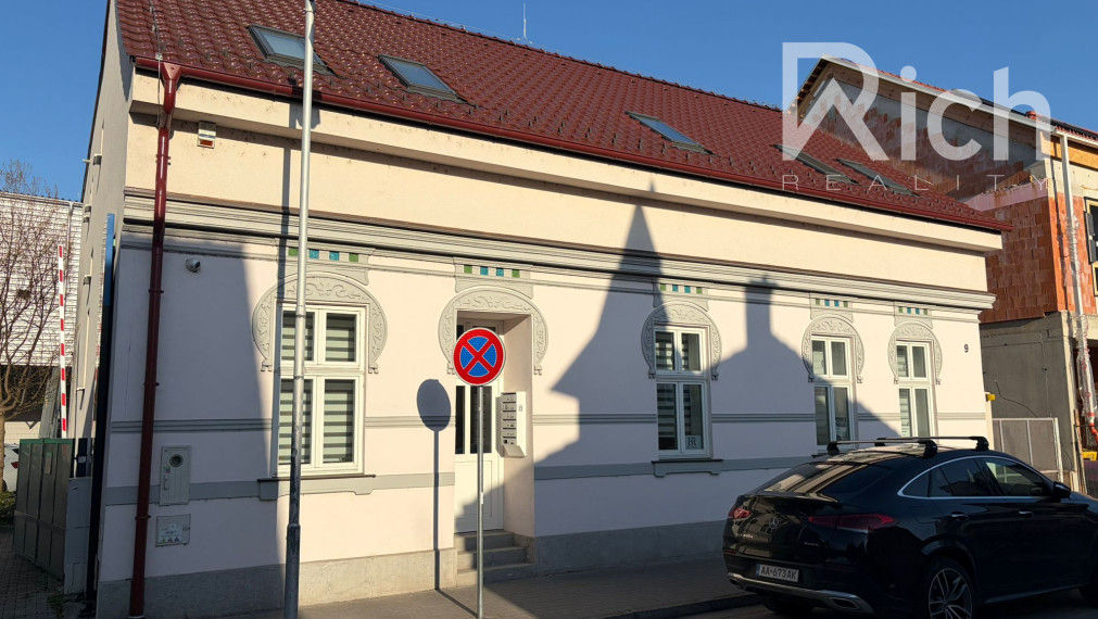 Na prenájom, kancelársky priestor v centre mesta na Športovej ulici