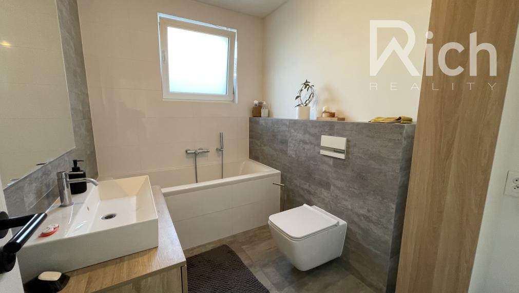 EXKLUZÍVNE 4 izbový bungalov v Trnave - Kamenný mlyn