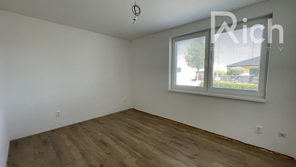 EXKLUZÍVNE 4 izbový bungalov v Trnave - Kamenný mlyn
