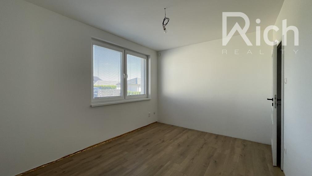 EXKLUZÍVNE 4 izbový bungalov v Trnave - Kamenný mlyn