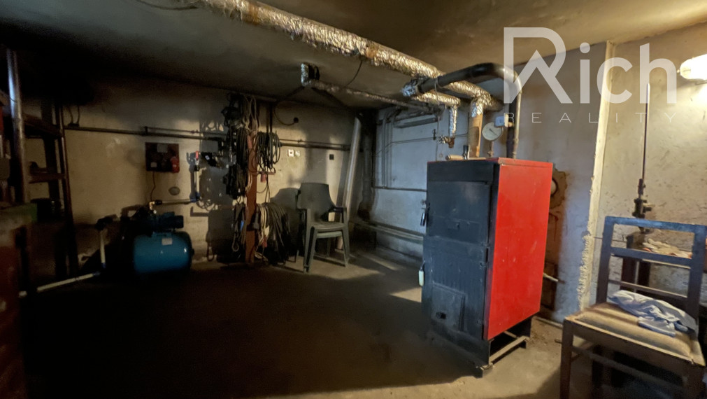 5 izbový dom s veľkým pozemkom 958 m2 v Klčovanoch pri Trnave