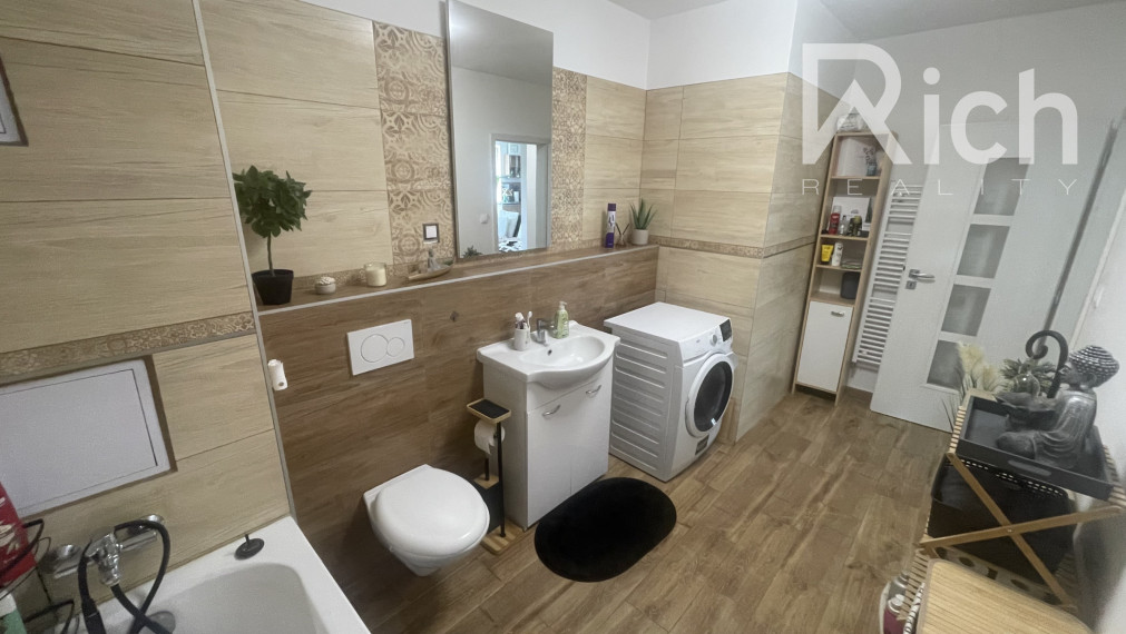 2 izbový byt v centre mesta s garážou, Paulínska ulica