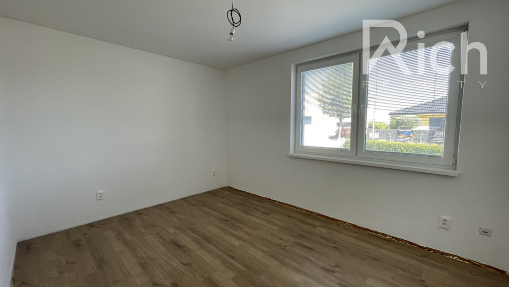 EXKLUZÍVNE 4 izbový bungalov v Trnave