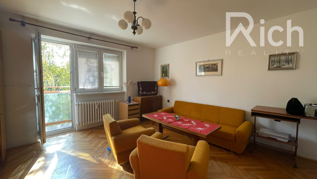 Na predaj, 2 izbový byt s balkónom na Podjavorinskej ulici