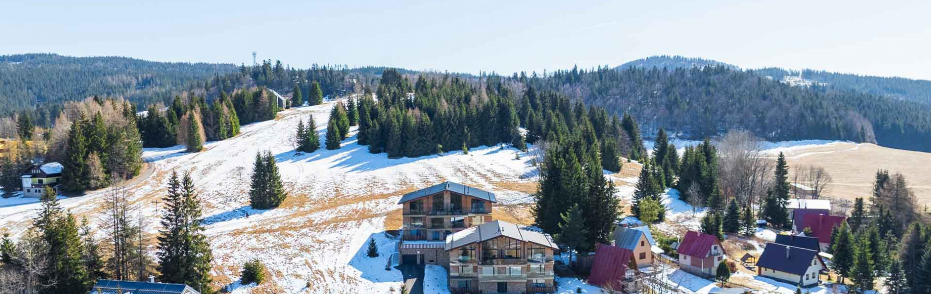 VÝNIMOČNÝ 196 m2 APARTMÁN SNOV V PARKU SNOW DONOVALY