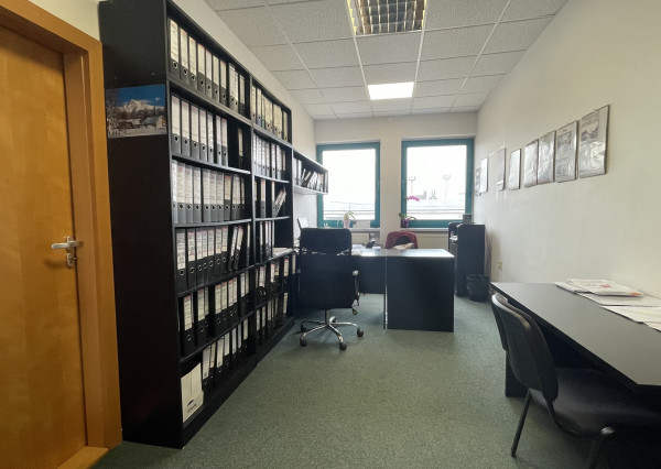 Kancelária o výmere 16 m2 na Skladovej ulici v Trnave.