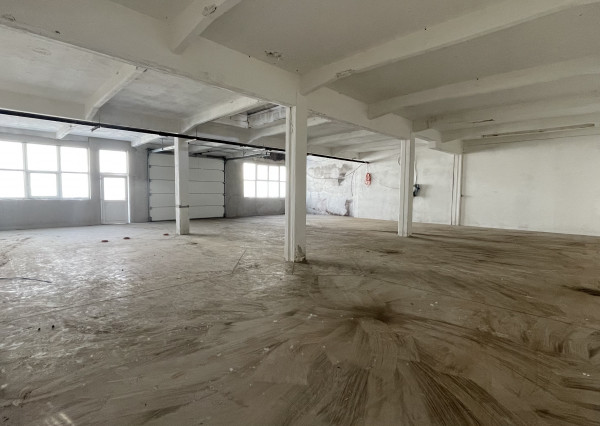 Objekt na skladovanie, alebo malú výrobu v Trnave.