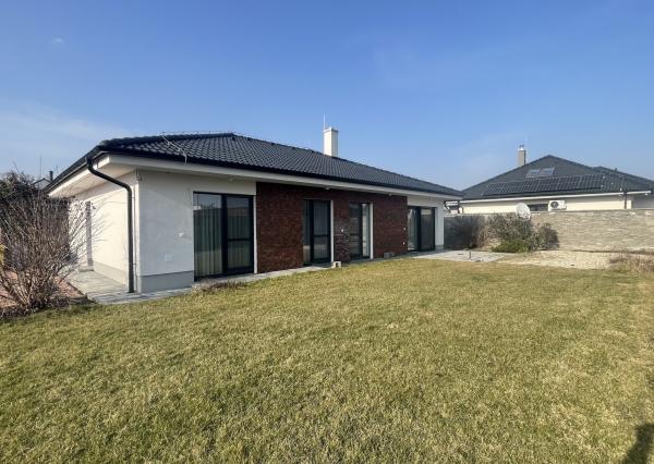 Na prenájom 4 izbový bungalov v Trnave - Kamenný mlyn.